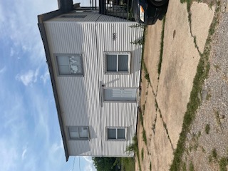 1005 N. B St